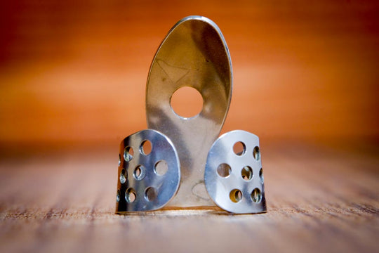 ProPik Resonator Fingerpick medium back