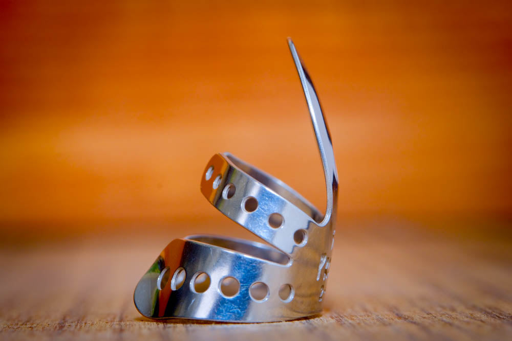 ProPik Stainless Steel Fingerpicks split wrap angled side